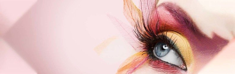 The best coloured contact lenses (selected by experts)